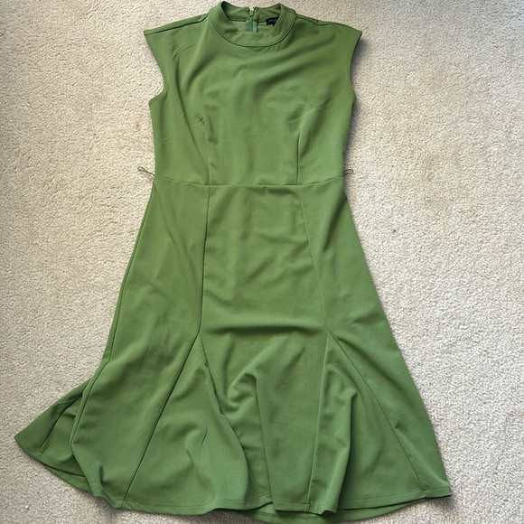 Ann Taylor Factory green  sleeveless dress - Picture 1 of 5